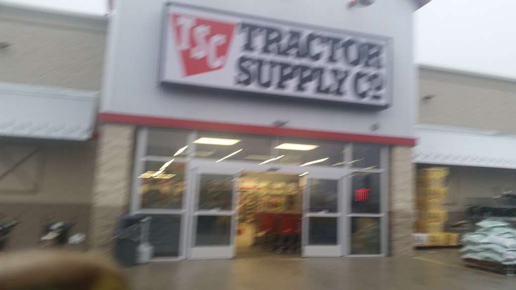 Tractor Supply Co. | 60 Smith Rd, Gettysburg, PA 17325, USA | Phone: (717) 337-1333