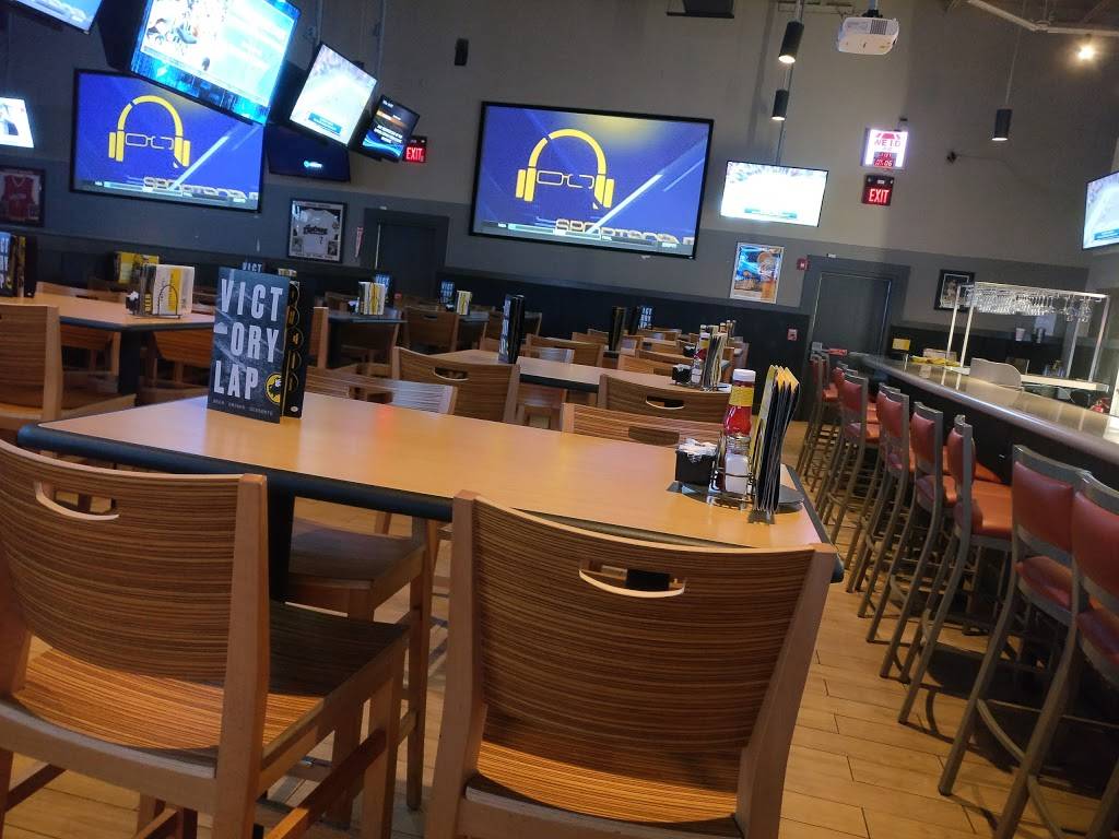 Buffalo Wild Wings | 2001 S Padre Island Dr, Corpus Christi, TX 78416, USA | Phone: (361) 814-9464