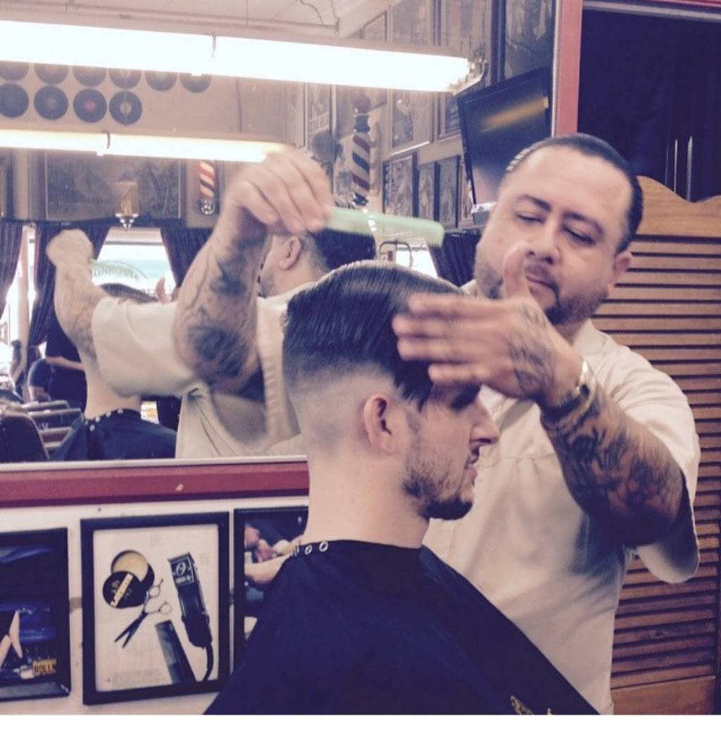 Maximiliano, The Barber Inc. | 1614 W Magnolia Blvd, Burbank, CA 91506, USA | Phone: (818) 792-3028