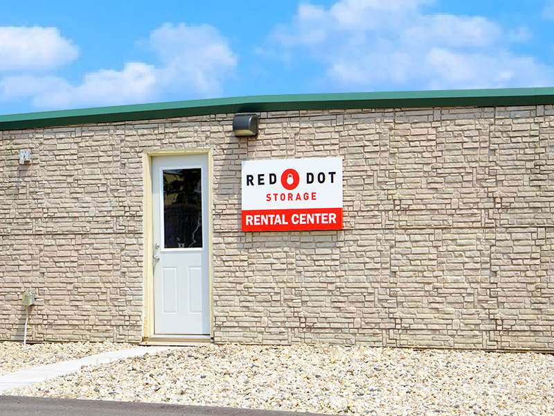 Red Dot Storage | 200 S Sylvania Ave, Sturtevant, WI 53177, USA | Phone: (262) 200-0951