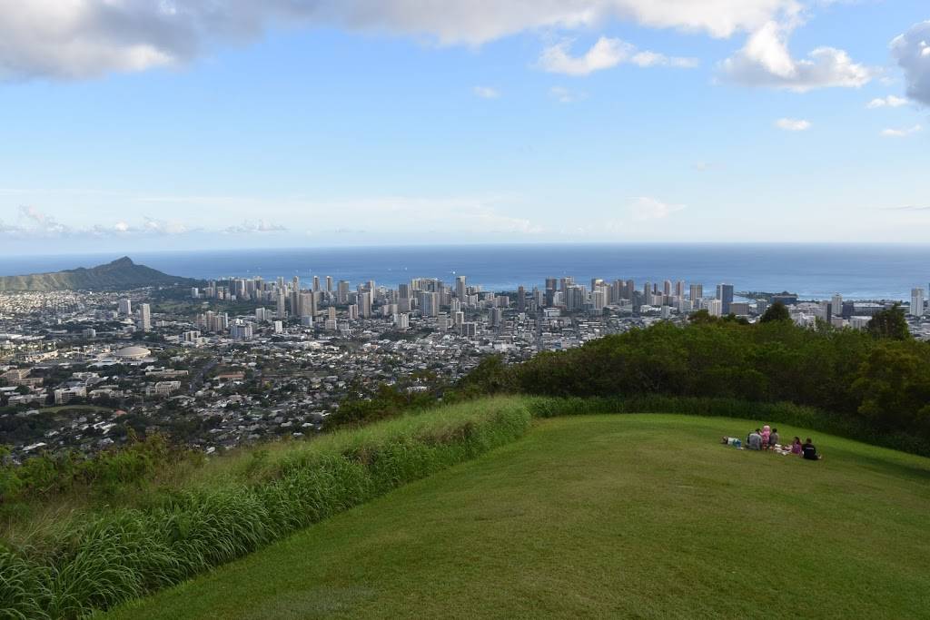 Puʻu ʻUalakaʻa State Wayside | 2760 Round Top Dr, Honolulu, HI 96822, USA | Phone: (808) 587-0300