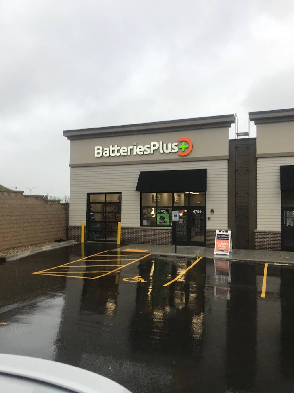 Batteries Plus Bulbs | 4706 E Washington Ave, Madison, WI 53704, USA | Phone: (608) 242-9773