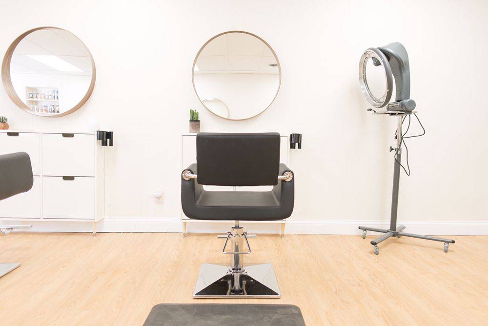 Wild Honey Salon | 3966 Montgomery Rd, Cincinnati, OH 45212, USA | Phone: (513) 452-3757