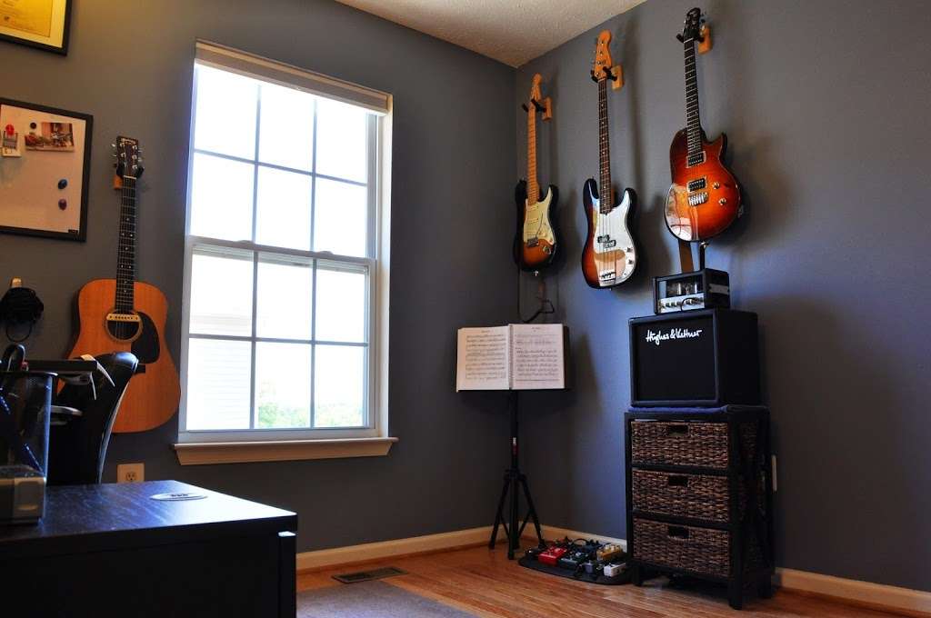 EW Guitar Lessons | 6510 Tapwood Ct, Glen Burnie, MD 21060, USA | Phone: (443) 742-1229