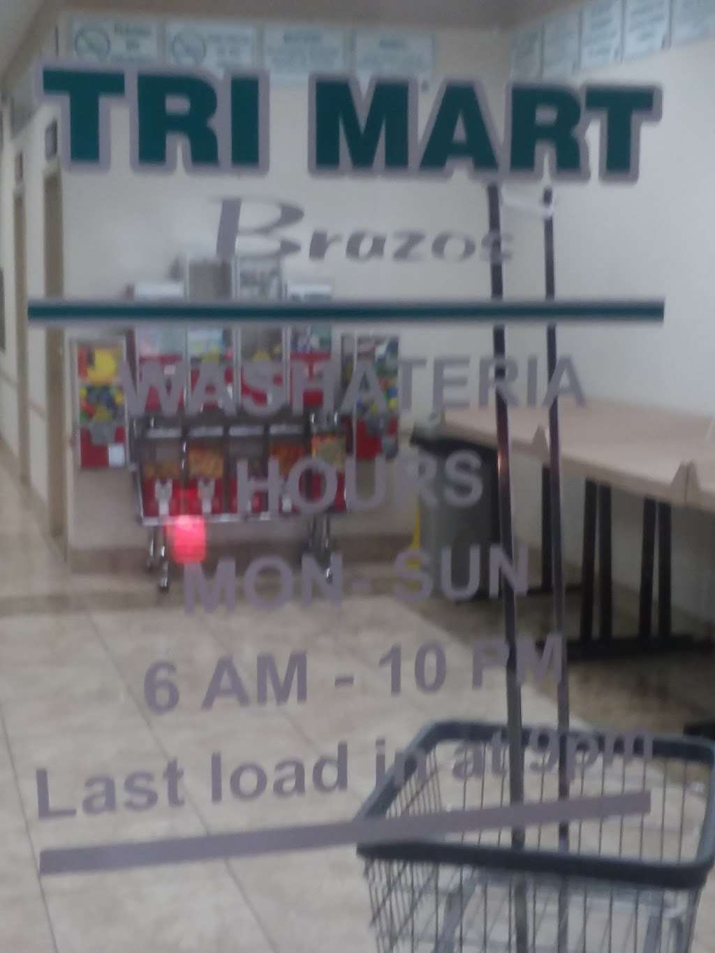 Tri-Mart Washateria | 415 Houston St, Rosenberg, TX 77471, USA | Phone: (832) 471-6829