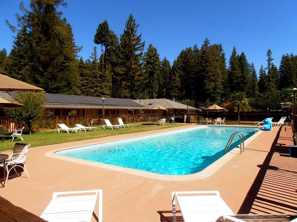 Northwood Lodge & Resort | 19455 CA-116, Monte Rio, CA 95462, USA | Phone: (707) 865-1655