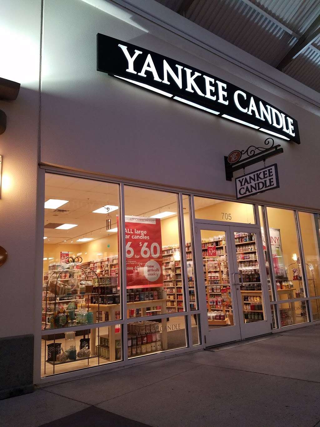 Yankee Candle | 18 Lightcap Rd, Pottstown, PA 19464, USA | Phone: (610) 326-5680