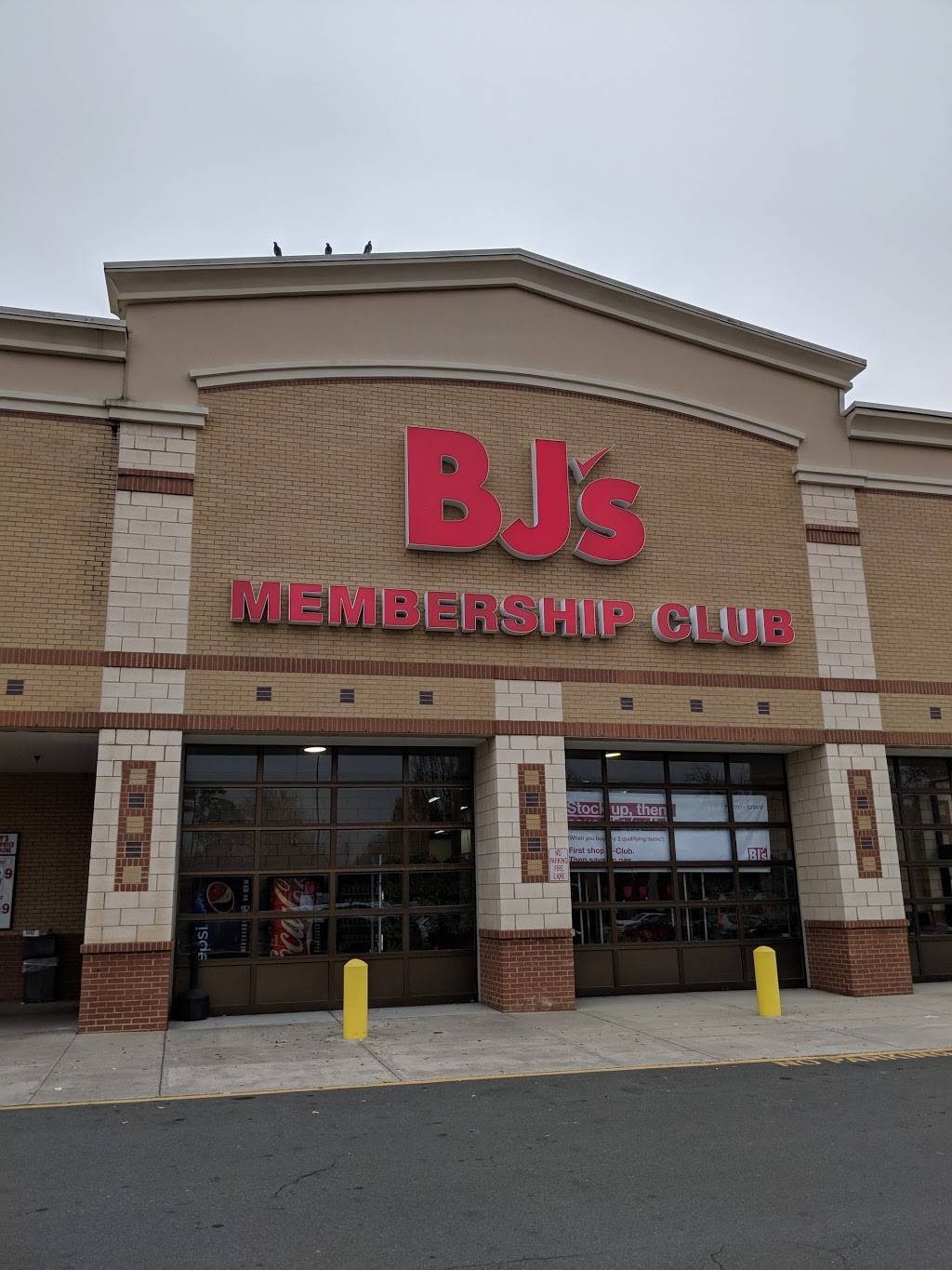 BJs Tire Center | 8811 Brier Creek Pkwy, Raleigh, NC 27617, USA | Phone: (844) 700-8473