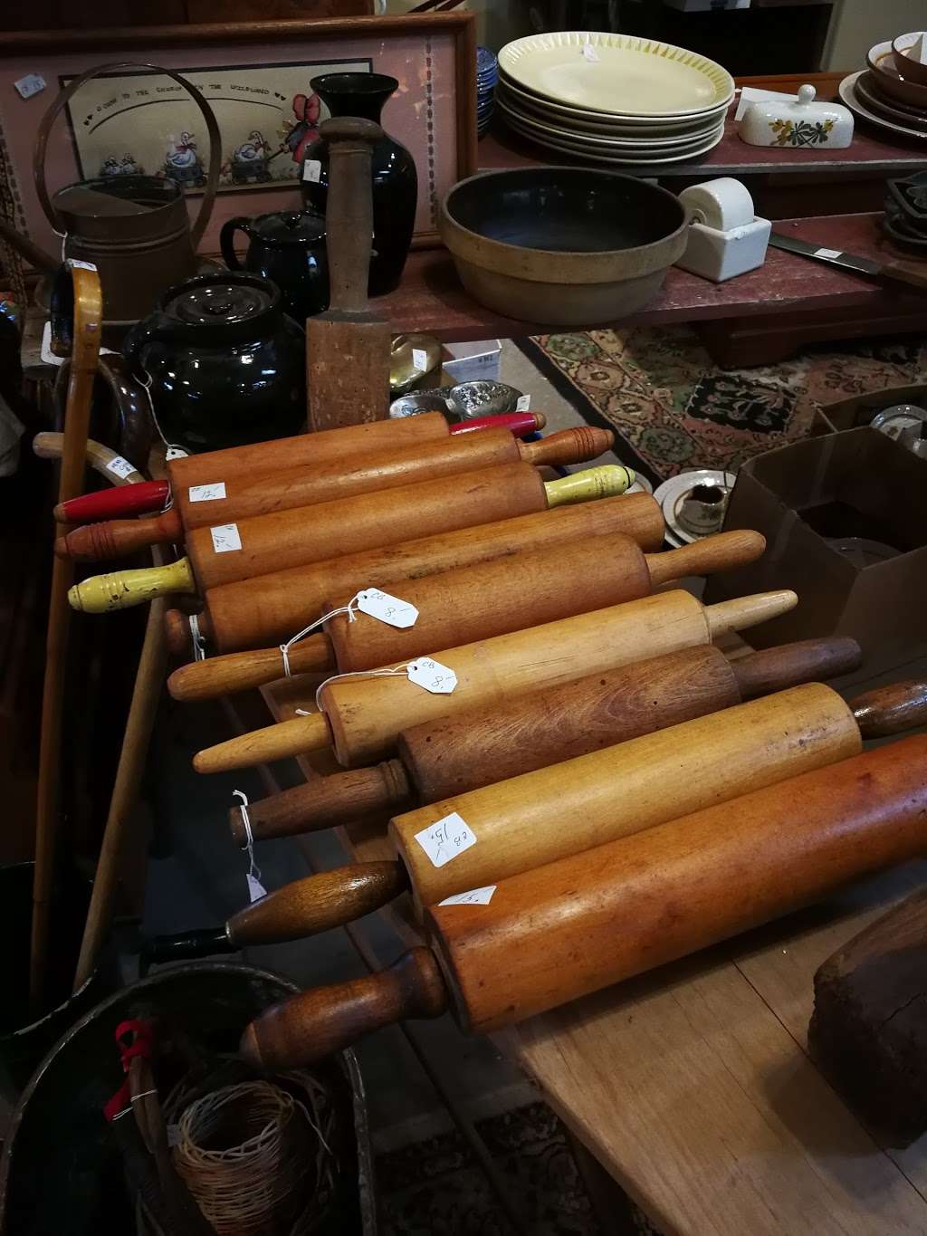 Mountain Home Antiques | 6580 PA-390, Cresco, PA 18326, USA | Phone: (570) 595-8581