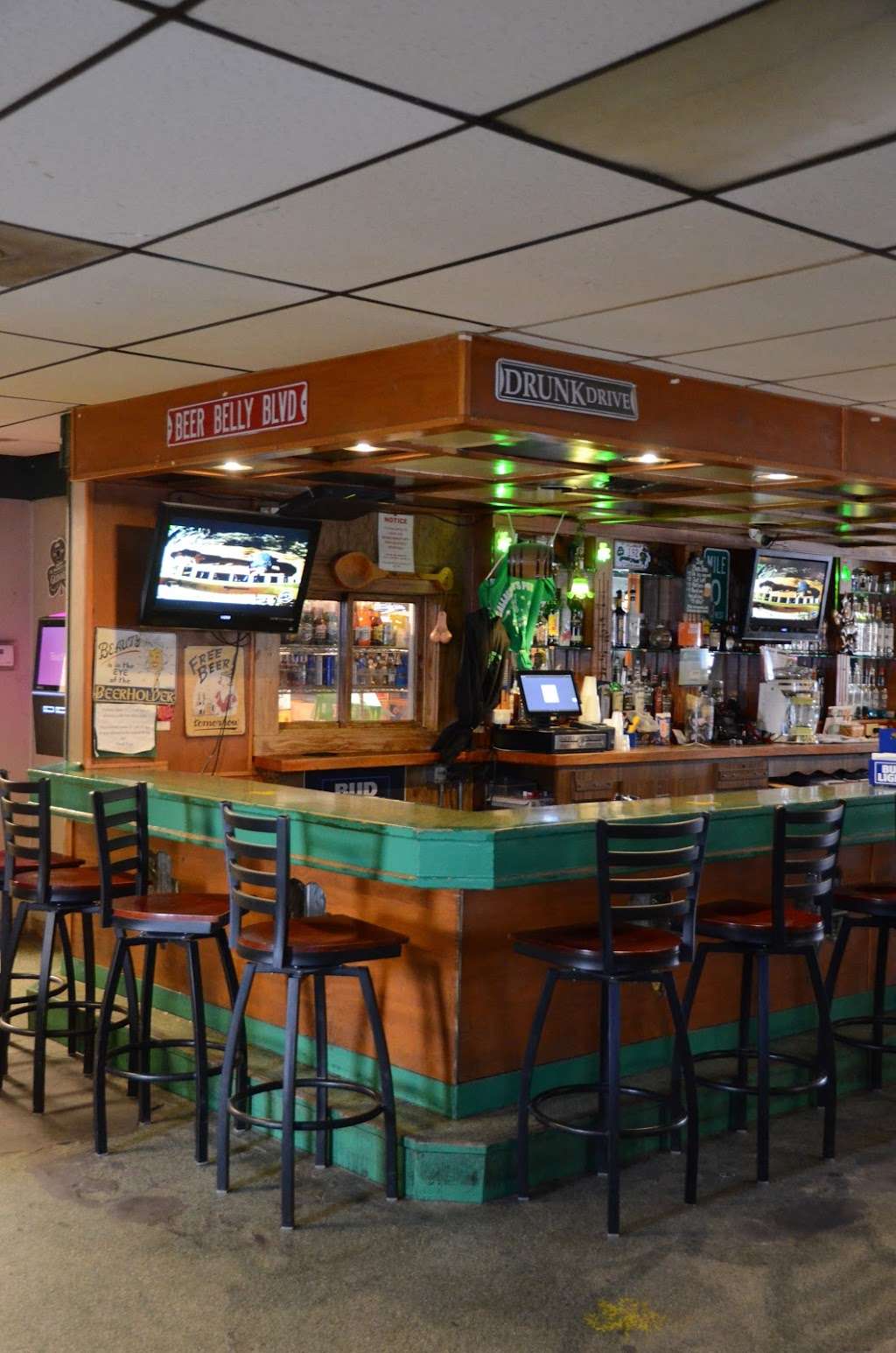 Gallaghers Pub | 160 E North St, Manhattan, IL 60442, USA | Phone: (815) 478-9803