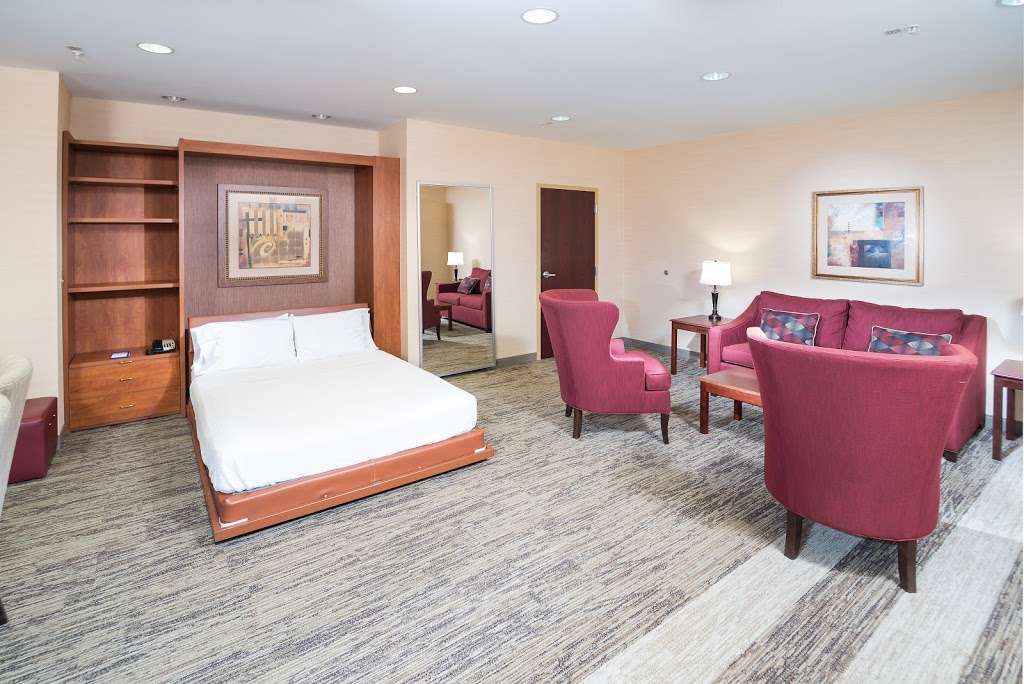 Hampton Inn & Suites Greensburg | 2075 N Michigan Ave, Greensburg, IN 47240, USA | Phone: (812) 663-5000