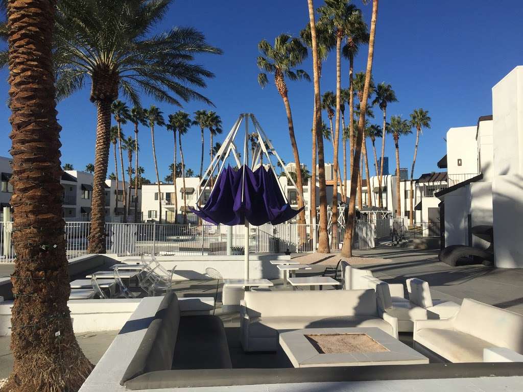 Serene, a Vegas Resort | 455 E Harmon Ave, Las Vegas, NV 89169, USA | Phone: (702) 369-2281