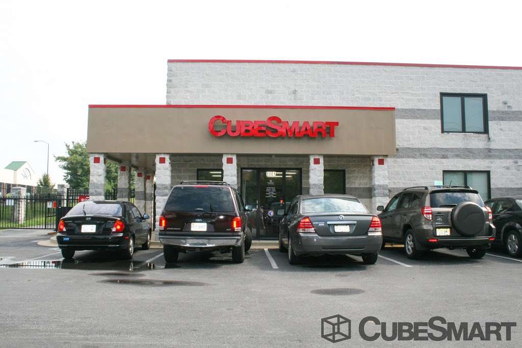 CubeSmart Self Storage | 8001 Snouffer School Rd, Gaithersburg, MD 20879, USA | Phone: (301) 990-9101