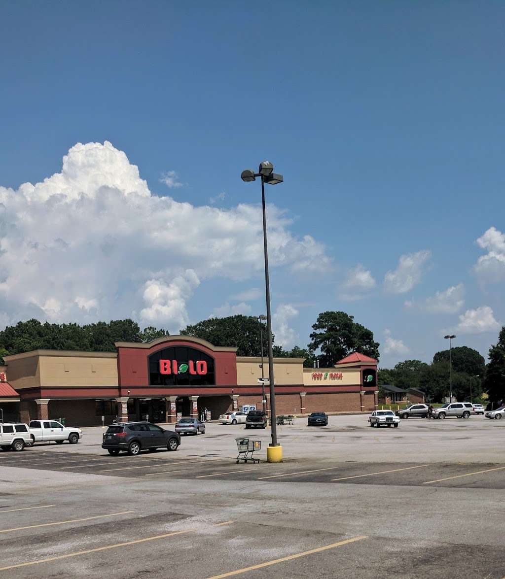 BI-LO | 717D E Liberty St, York, SC 29745, USA | Phone: (803) 628-1525