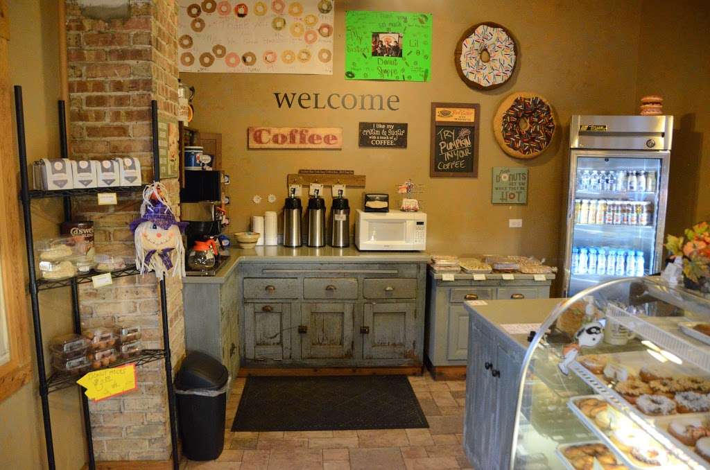 My Sisters Lil Donut Shoppe | 25 S Madison St, Oswego, IL 60543, USA | Phone: (331) 203-2736