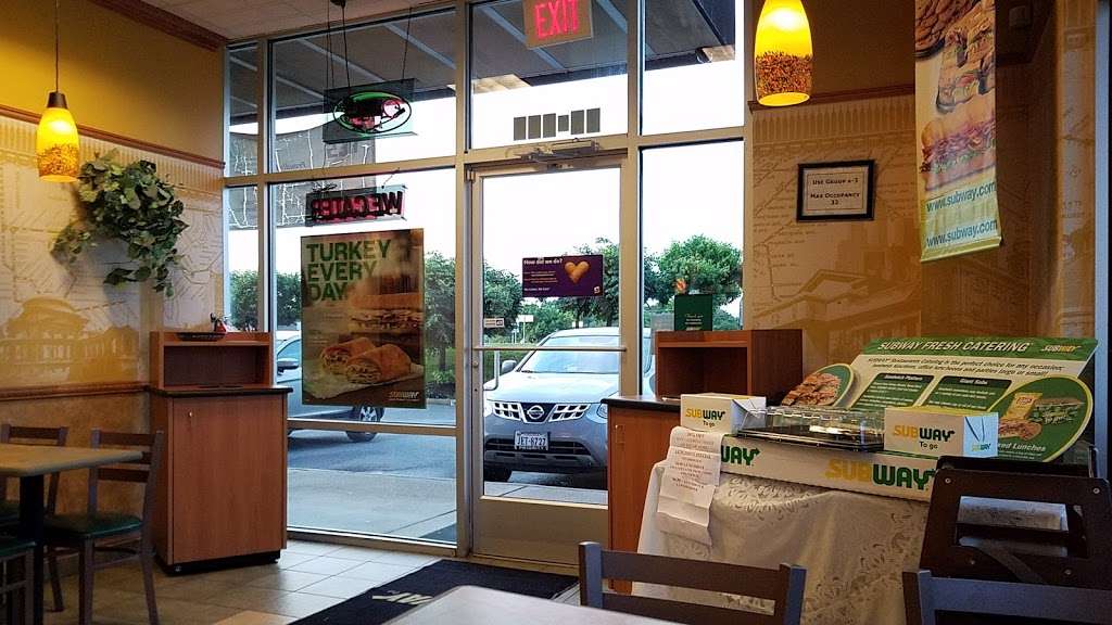 Subway | 29 Banks Ford Pkwy #101, Fredericksburg, VA 22406, USA | Phone: (540) 286-2668