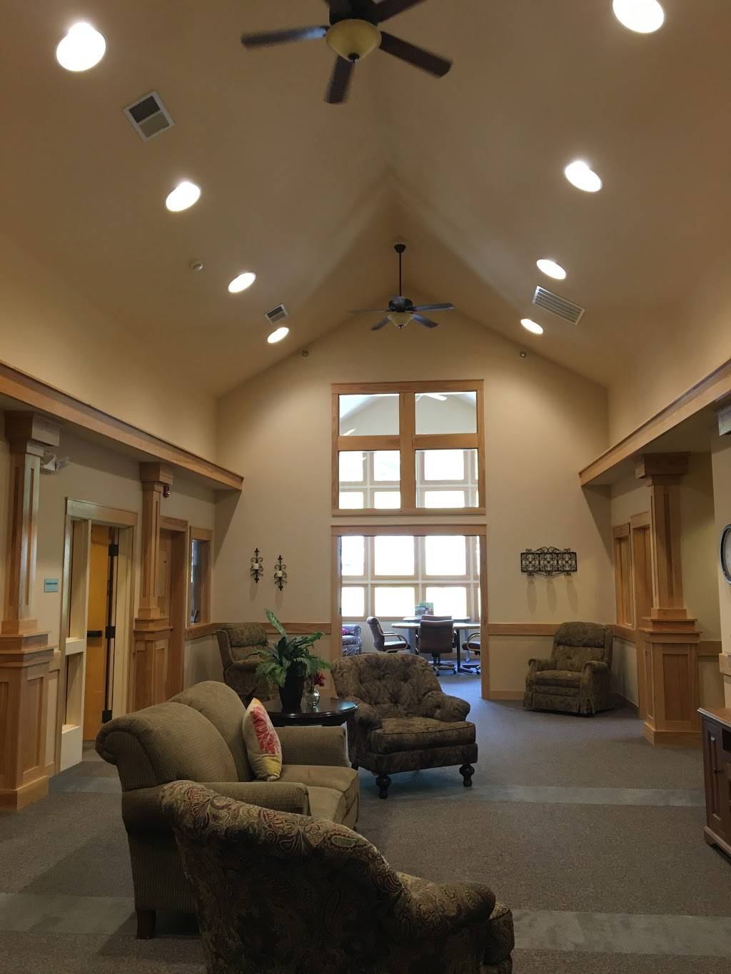 White Pine Advanced Assisted Living | 6900 E Point Douglas Rd S, Cottage Grove, MN 55016, USA | Phone: (651) 409-9045