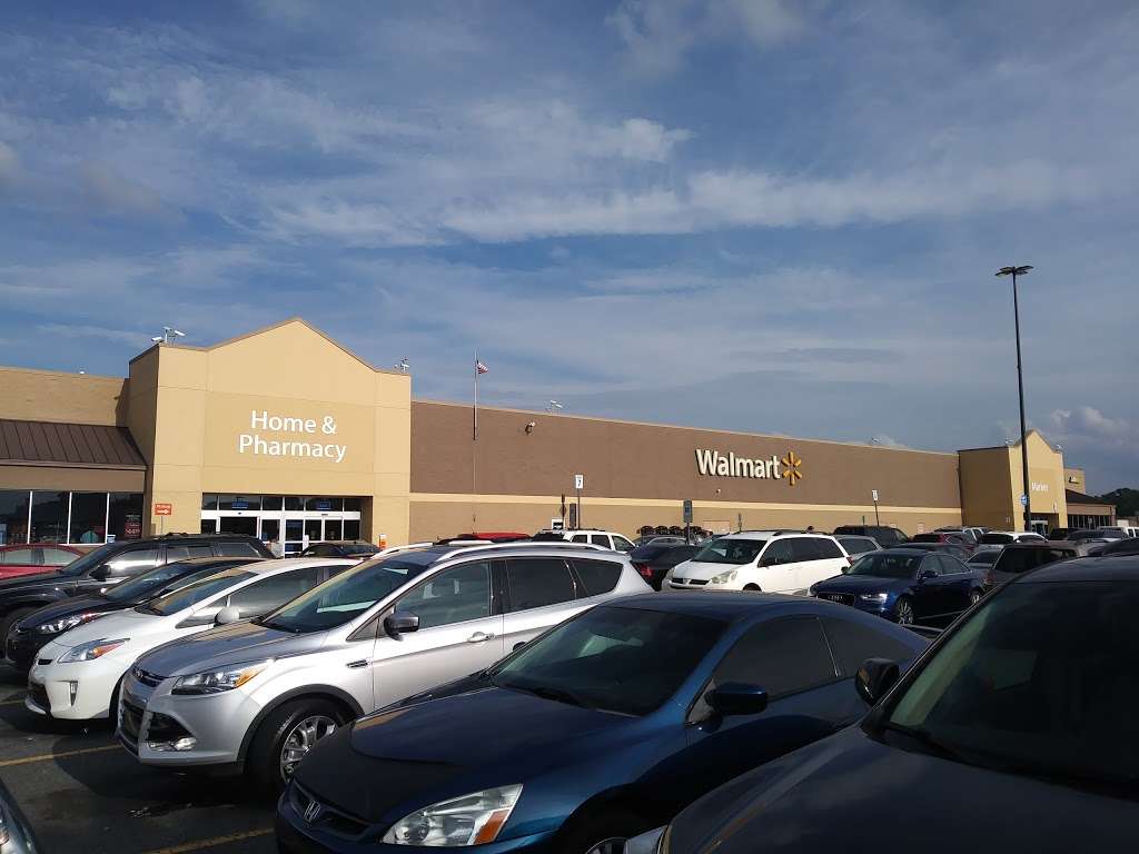 Walmart Supercenter | 169 Norman Station Blvd, Mooresville, NC 28117, USA | Phone: (704) 664-5238