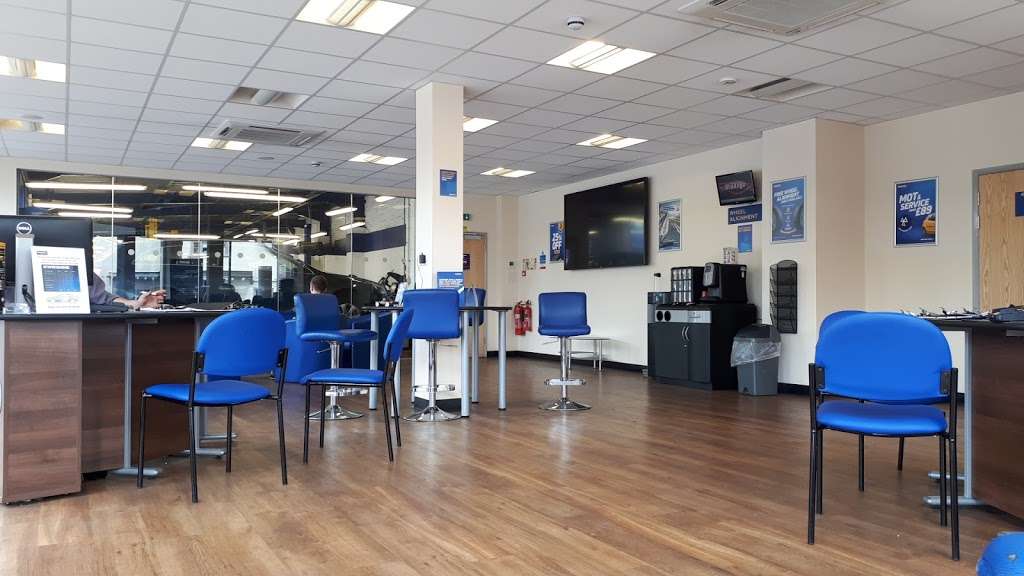 Kwik Fit Plus Brentwood | 134 London Rd, Brentwood CM14 4NS, UK | Phone: 01277 227602