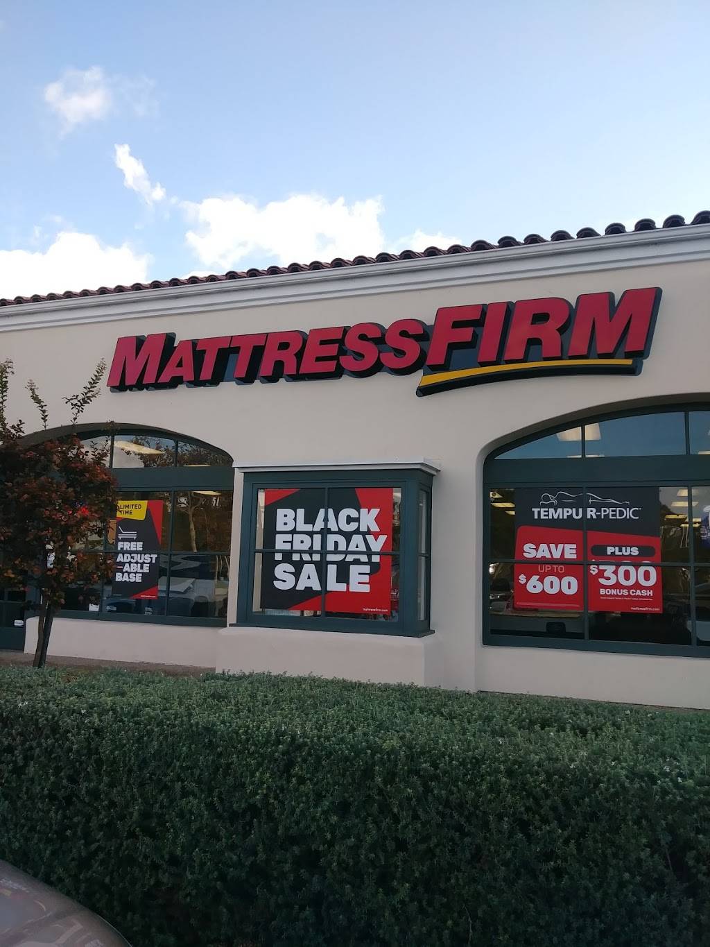 Mattress Firm Chula Vista | 386 E H St Ste 204-205, Chula Vista, CA 91910, USA | Phone: (619) 425-9455