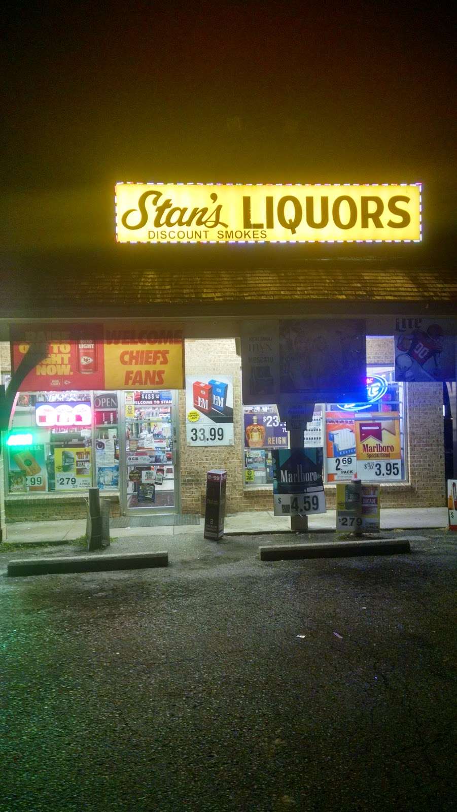 Stans Liquor | 11305 E US Hwy 40, Independence, MO 64055 | Phone: (816) 356-1686