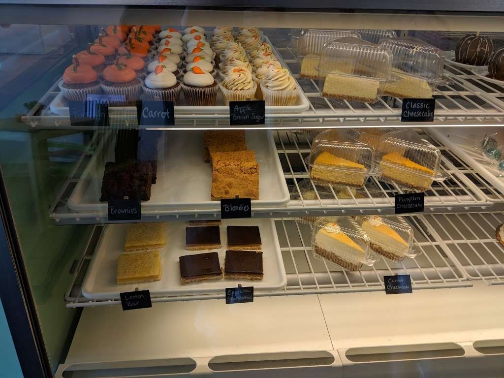 Sarno Sweets | 416 Daniel Webster Hwy Suite E, Merrimack, NH 03054 | Phone: (603) 261-3791