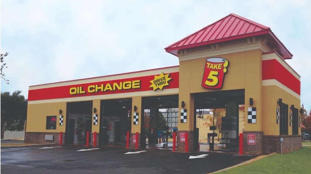 Take 5 Oil Change | 9707 Plano Rd, Dallas, TX 75238, USA | Phone: (888) 251-0837