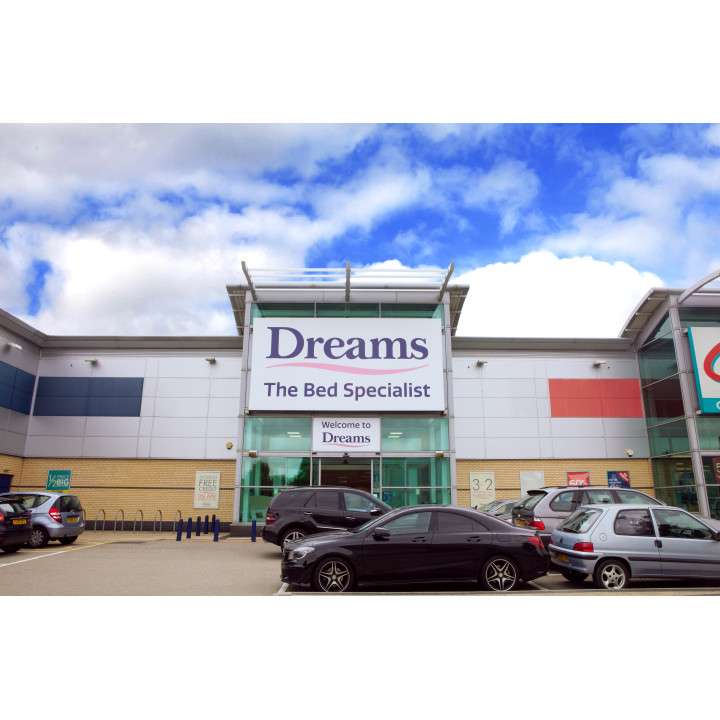 Dreams Staples Corner | Staple Corner Retail Park, Staples Corner, London NW2 6LW, UK | Phone: 020 8452 1931