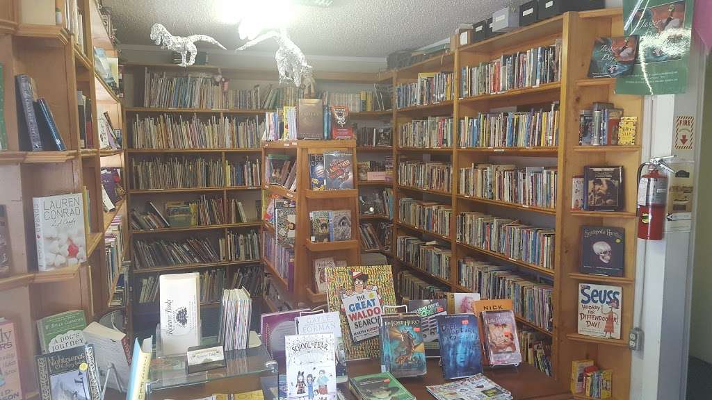 Raintree Books | 432 N Eustis St, Eustis, FL 32726, USA | Phone: (352) 357-7145