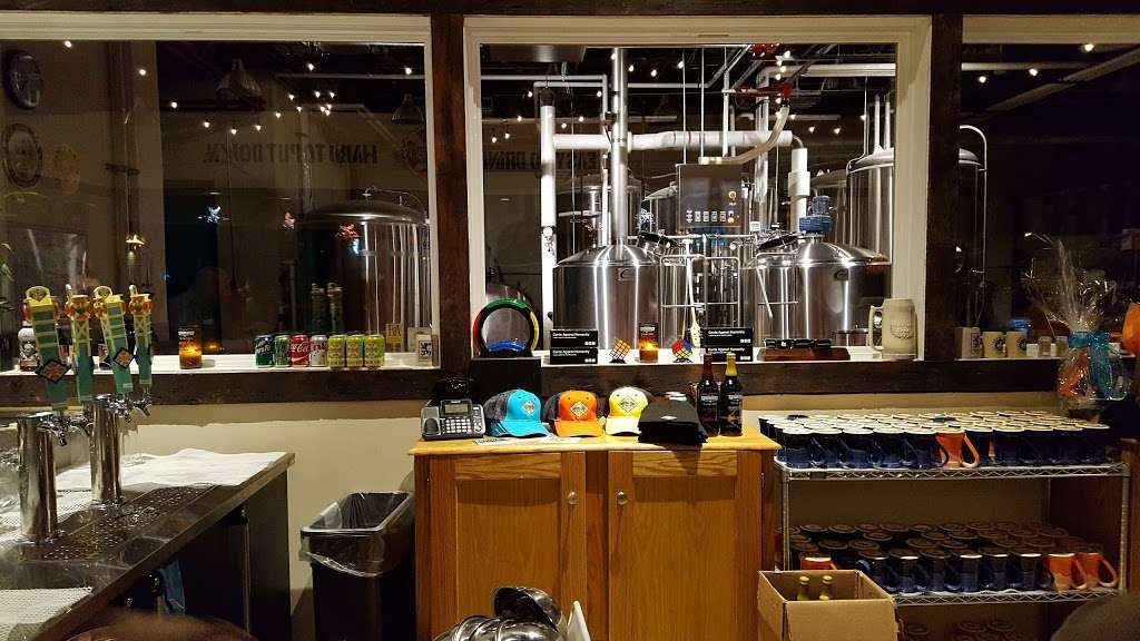 Crystal Lake Brewing | 150 N Main St, Crystal Lake, IL 60014, USA | Phone: (779) 220-9288