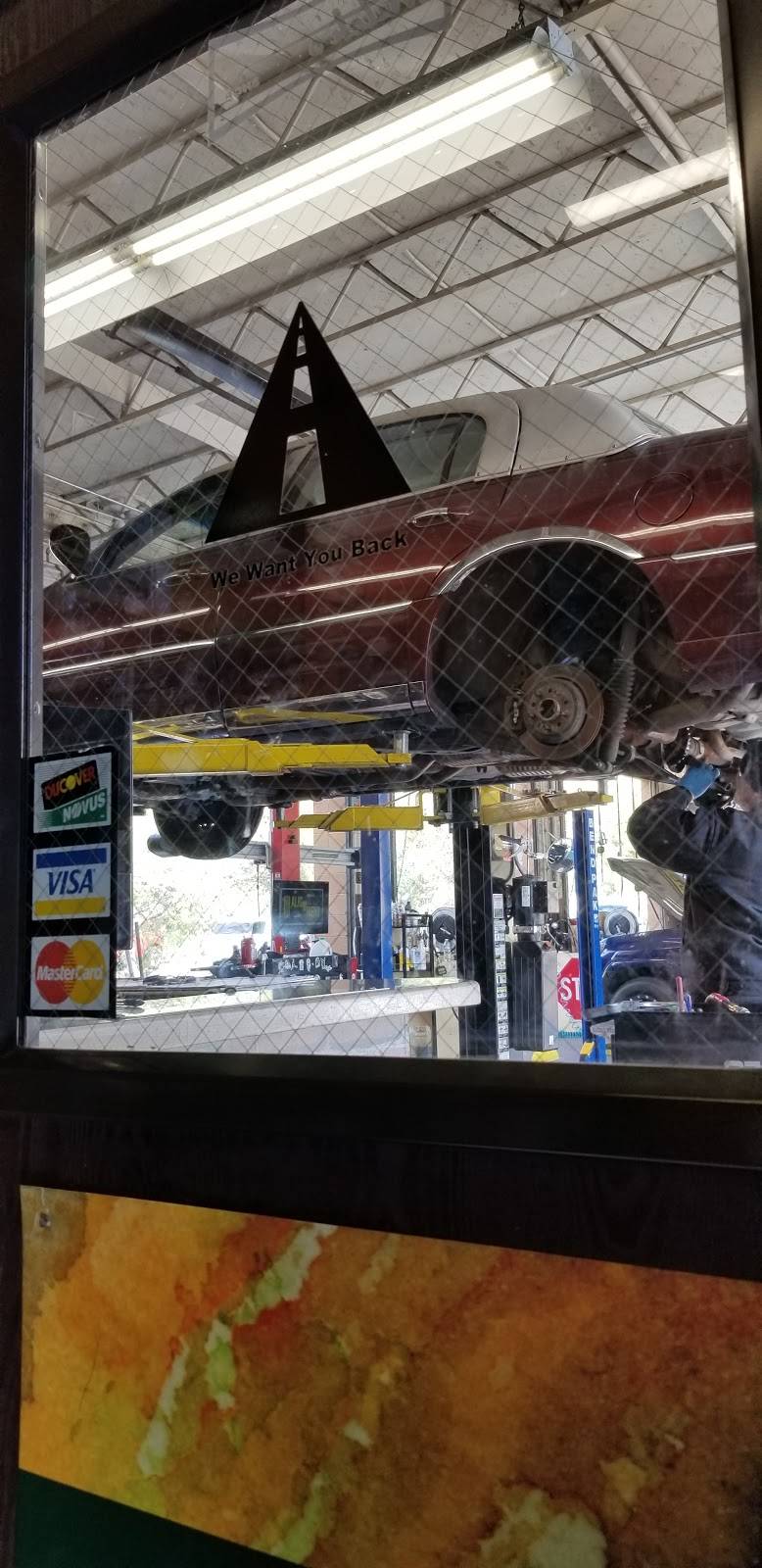 Econo Lube N Tune & Brakes | 17217 N Tatum Blvd, Phoenix, AZ 85032, USA | Phone: (480) 359-1981