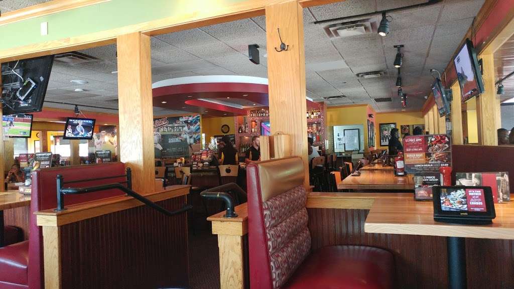 Applebees Grill + Bar | 4100 N W, Crain Hwy, Bowie, MD 20716, USA | Phone: (301) 805-7240