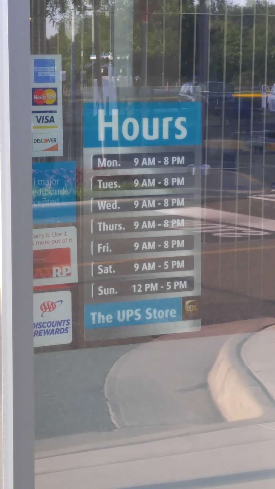 The UPS Store | 15000 Potomac Town Pl Ste 100, Woodbridge, VA 22191 | Phone: (703) 878-6575