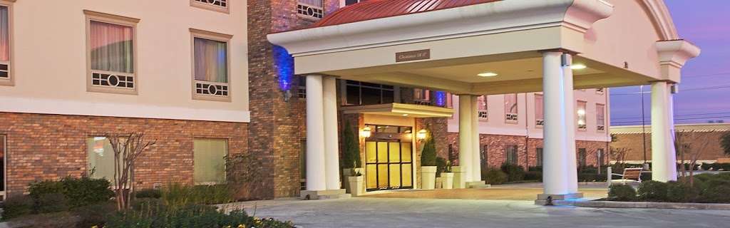 Holiday Inn Express & Suites Conroe I-45 North | 2240 Stoneside Rd, Conroe, TX 77303, USA | Phone: (936) 788-5200