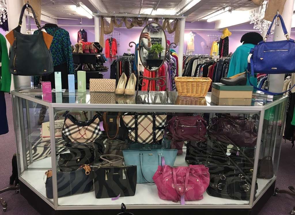 Sassy Foxx Consignment | 19 Depot St, Uxbridge, MA 01569 | Phone: (508) 278-9700