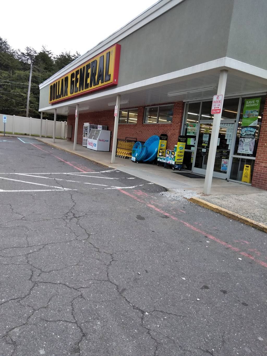 Dollar General | 3023 Walkertown Plaza, Walkertown, NC 27051 | Phone: (336) 754-2502