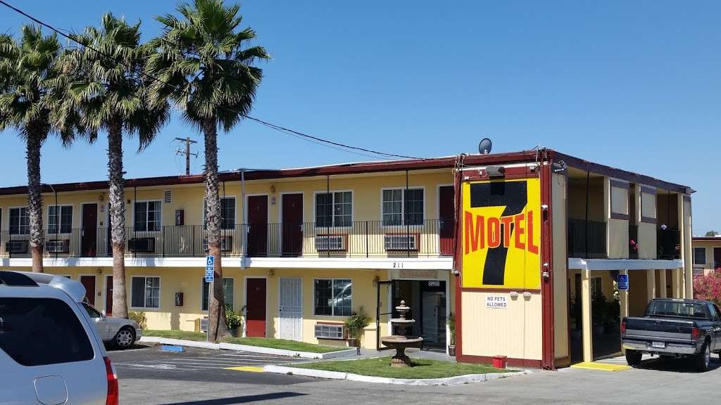 Motel 7 | 211 Lincoln Rd W, Vallejo, CA 94590, USA | Phone: (707) 552-8184