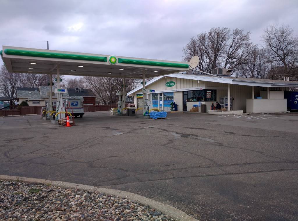 bp | 2421 Larpenteur Ave W, Lauderdale, MN 55113, USA | Phone: (651) 644-2538