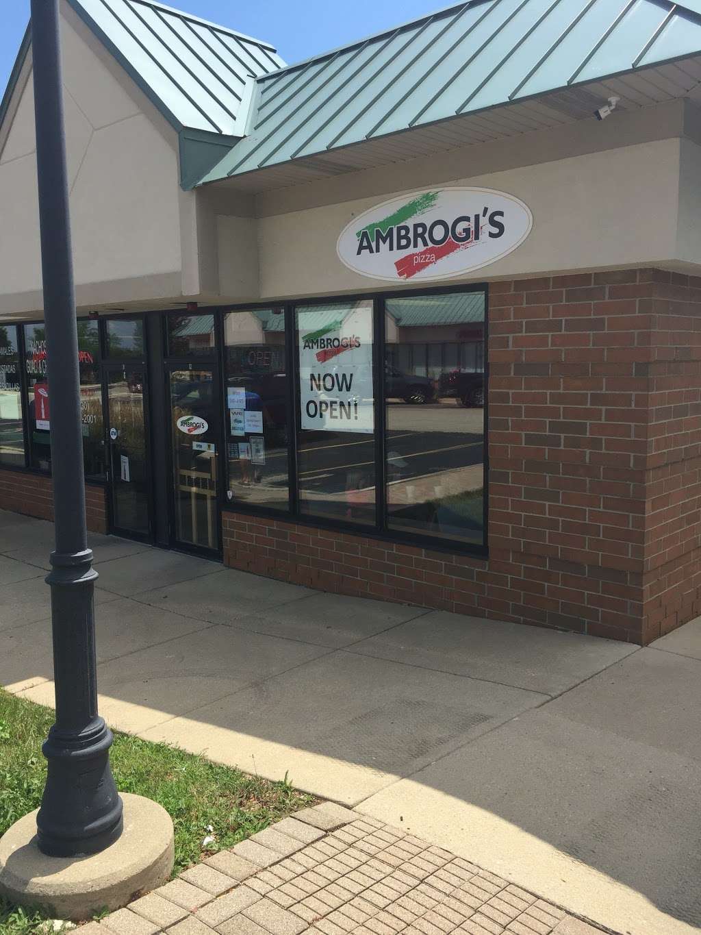 Ambrogis Pizza | 107 Valley Dr h, Elburn, IL 60119 | Phone: (630) 365-2777