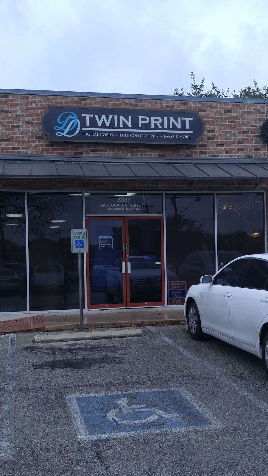 D & D Twin Print Printing | 6387 Babcock Rd, San Antonio, TX 78240 | Phone: (210) 647-7576