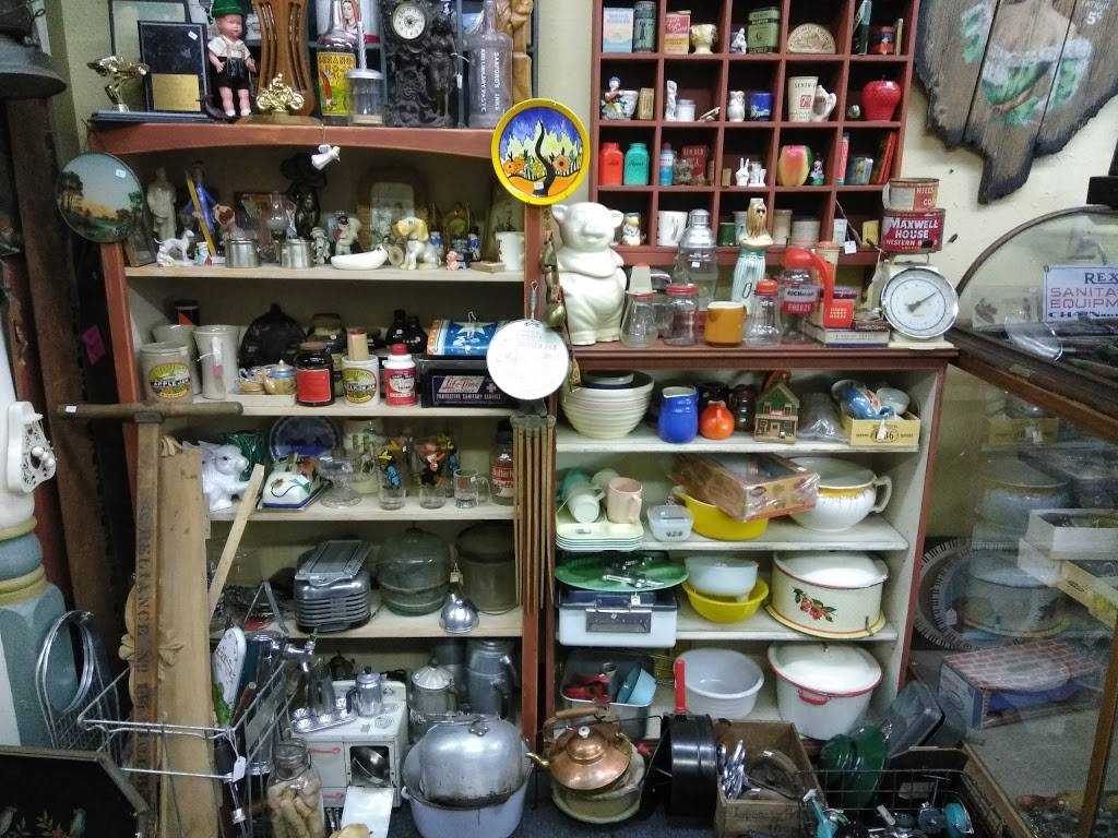 Division Street Antiques | 16016 SE Division St, Portland, OR 97236, USA | Phone: (503) 762-6647