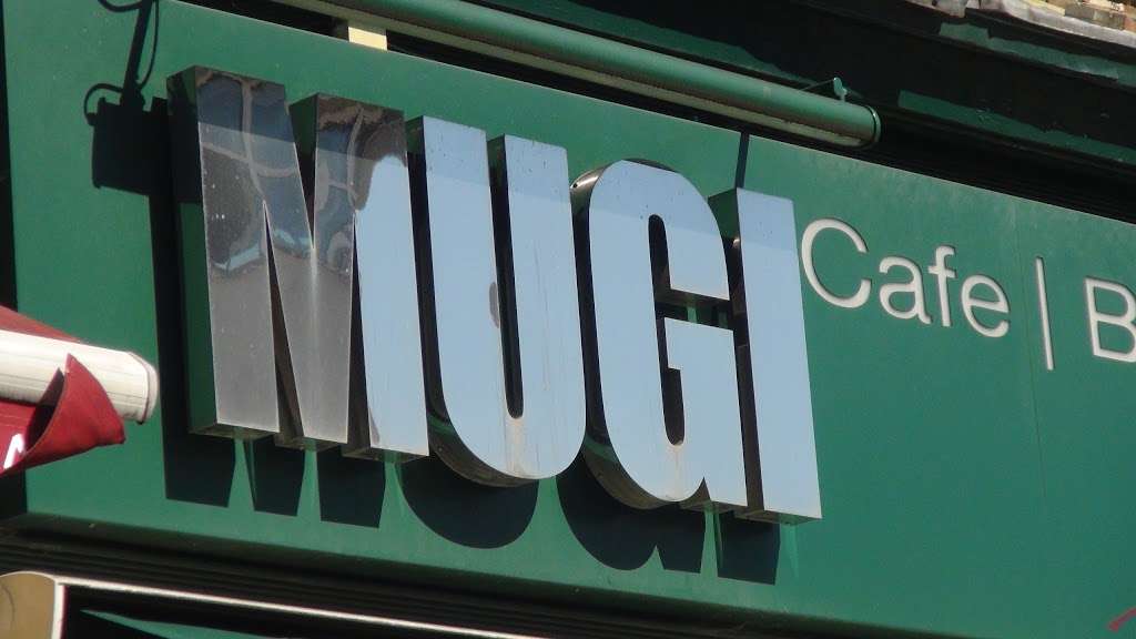 Mugis Coffee Bar | 15 Station Parade, Uxbridge Rd, London W5 3LD, UK | Phone: 020 8992 9444