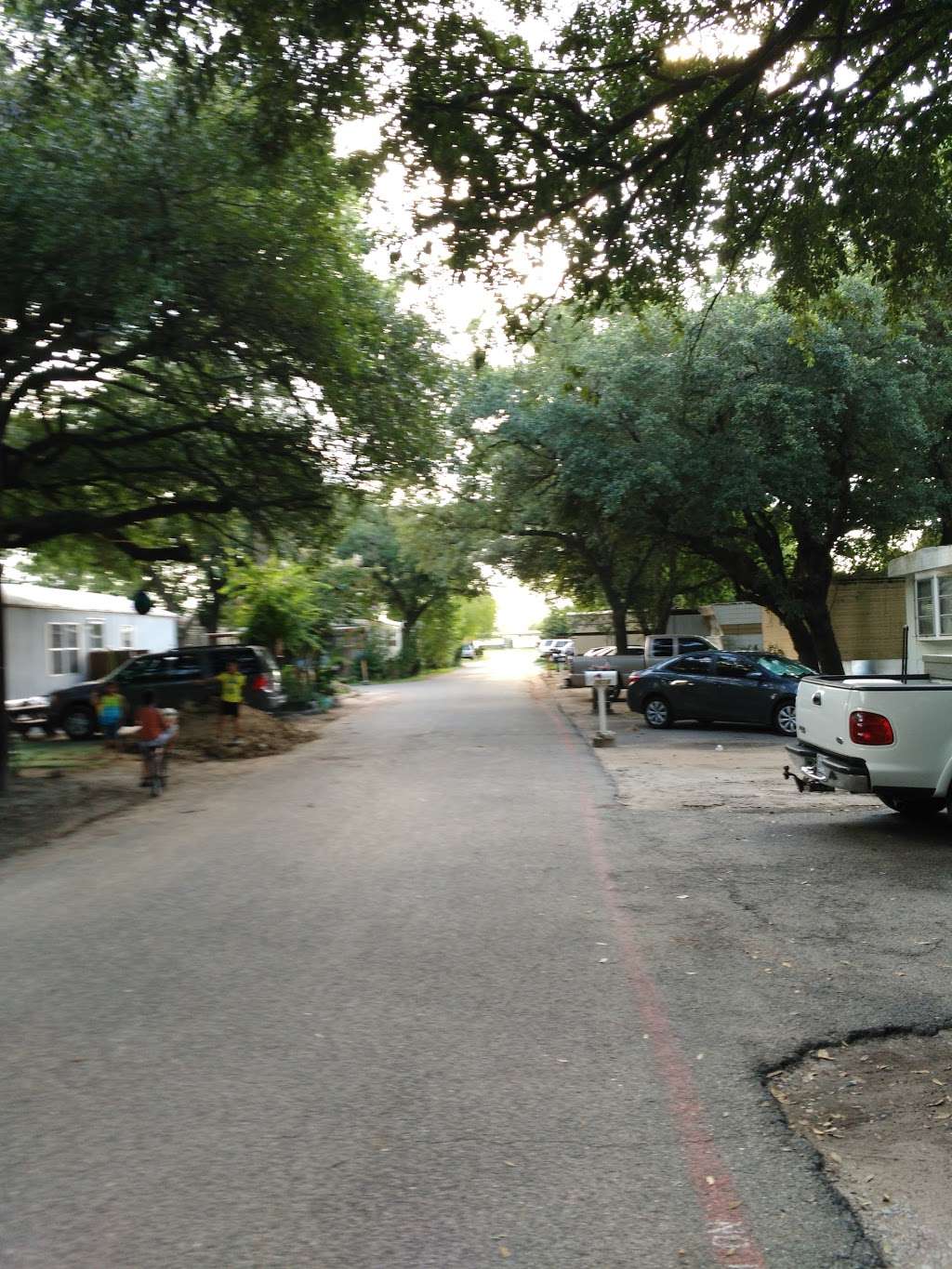 Holiday Village Mobile Home Park | 2640 Campbell Rd, Houston, TX 77080, USA | Phone: (713) 932-0903