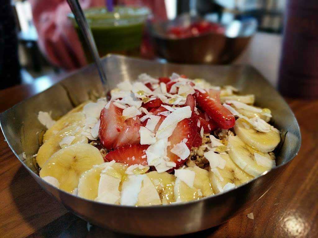 Vitality Bowls Cupertino | 19700 Vallco Pkwy #160, Cupertino, CA 95014 | Phone: (408) 564-4585