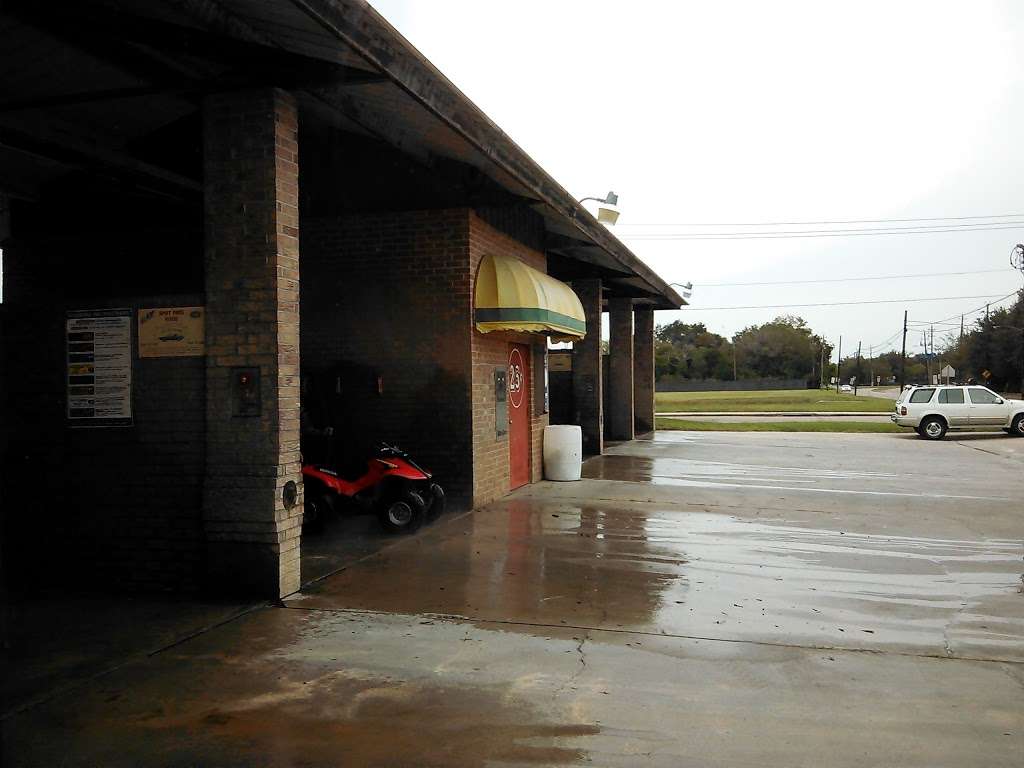 Car Wash | 910 W Pasadena Blvd, Deer Park, TX 77536, USA