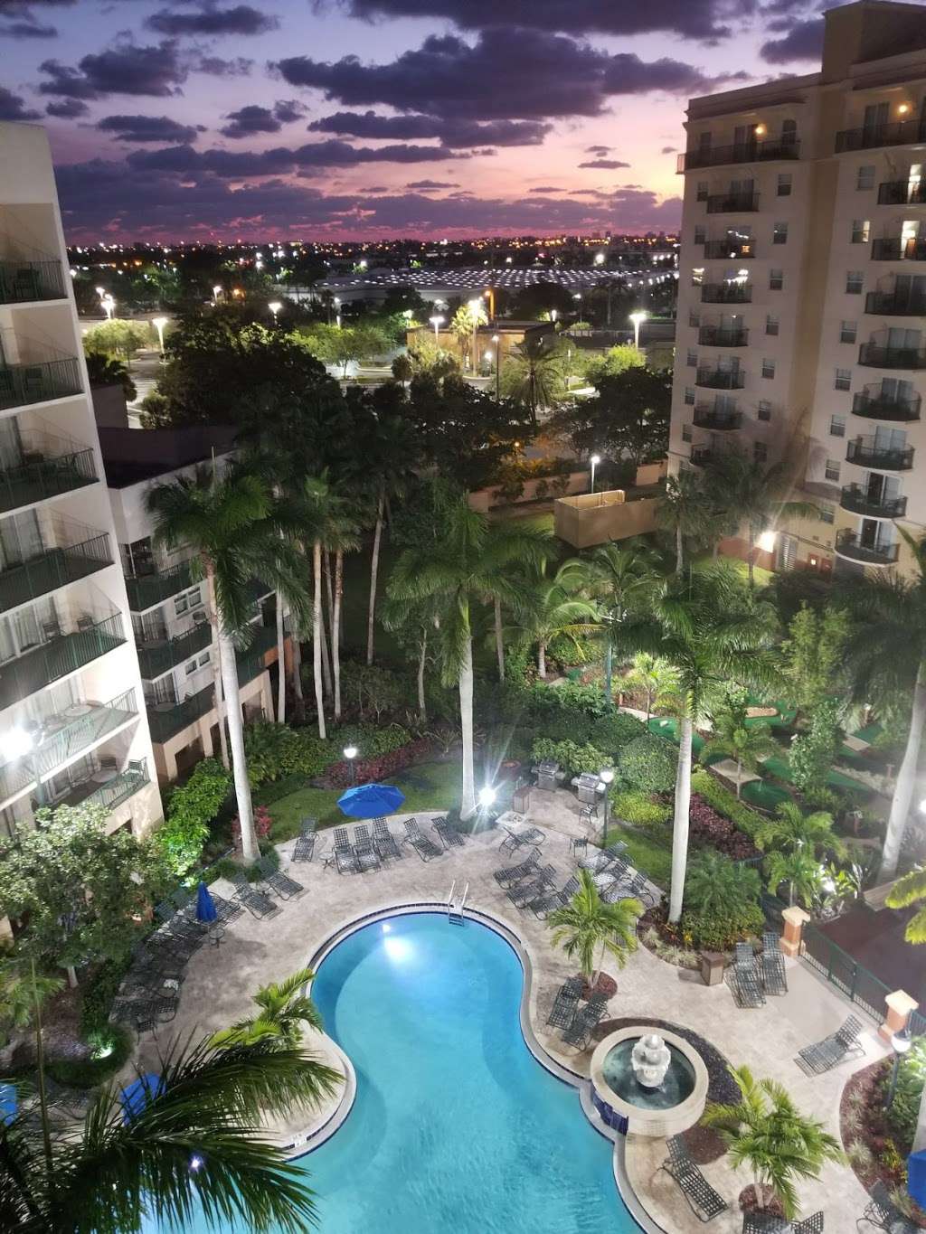 Wyndham Royal Vista | 1110 S Ocean Blvd, Pompano Beach, FL 33062, USA | Phone: (954) 233-7500