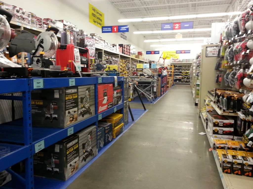 Harbor Freight Tools | 2257 Citrus Blvd, Leesburg, FL 34748, USA | Phone: (352) 435-0010