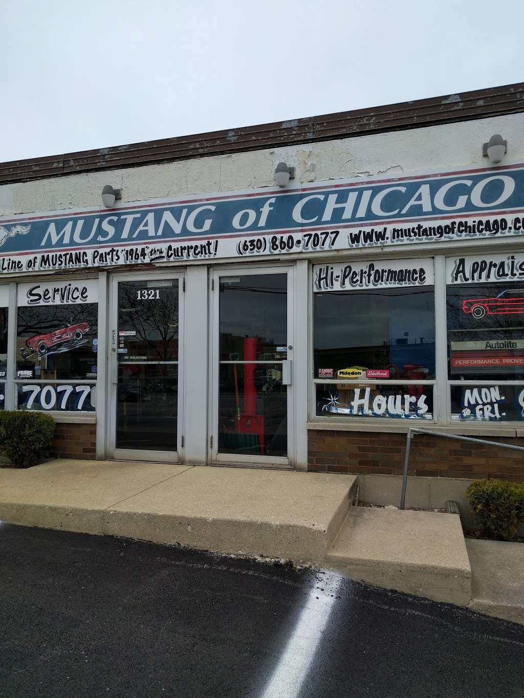 Mustang of Chicago | 1321 E Irving Park Rd, Bensenville, IL 60106, USA | Phone: (630) 860-7077