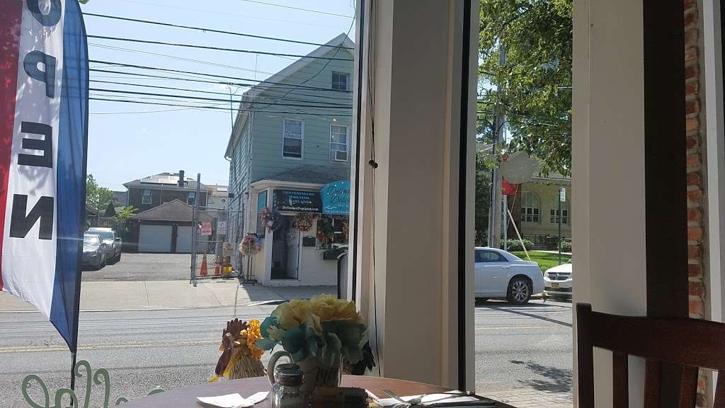 Gigis Cafe | 7425 Amboy Rd, Staten Island, NY 10307, USA | Phone: (718) 554-4134