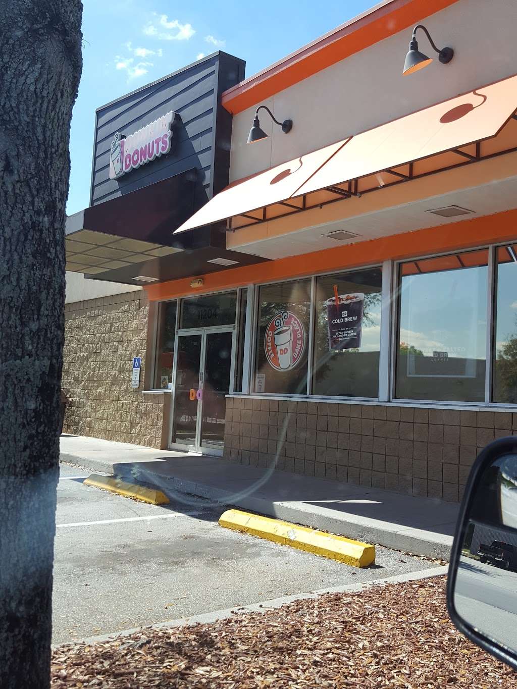 Dunkin Donuts | 11204 W Colonial Dr, Ocoee, FL 34761 | Phone: (407) 877-2677